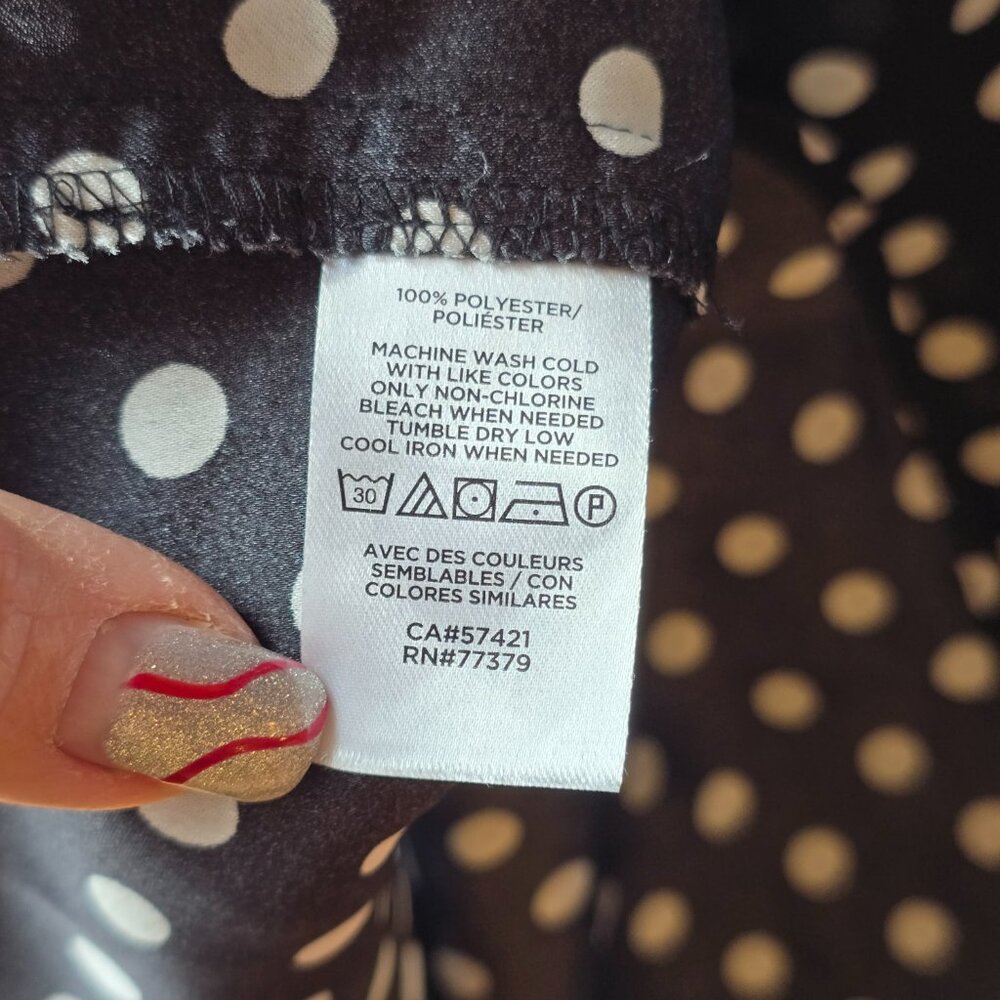 Ann Taylor Black and White Polka Dot Blouse, GUC size Large - Picture 4 of 9